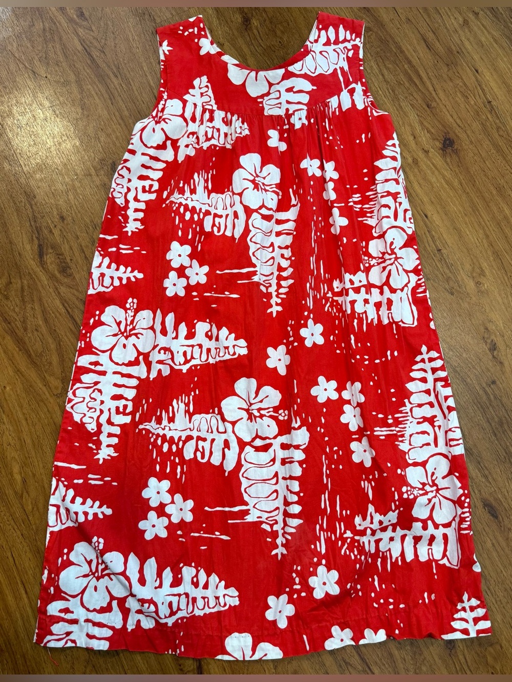 Vintage 60’s Ui Maikai Dress Hawaiian Cotton Floral Red Hibiscus Hawaii Made